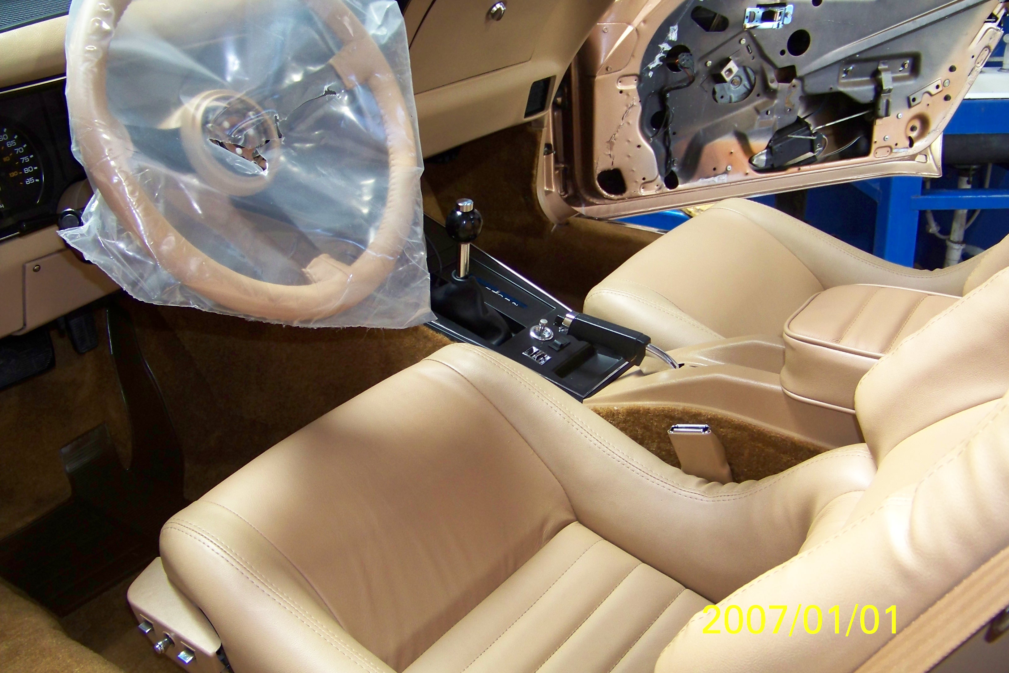 restoration-of-gold-car-080